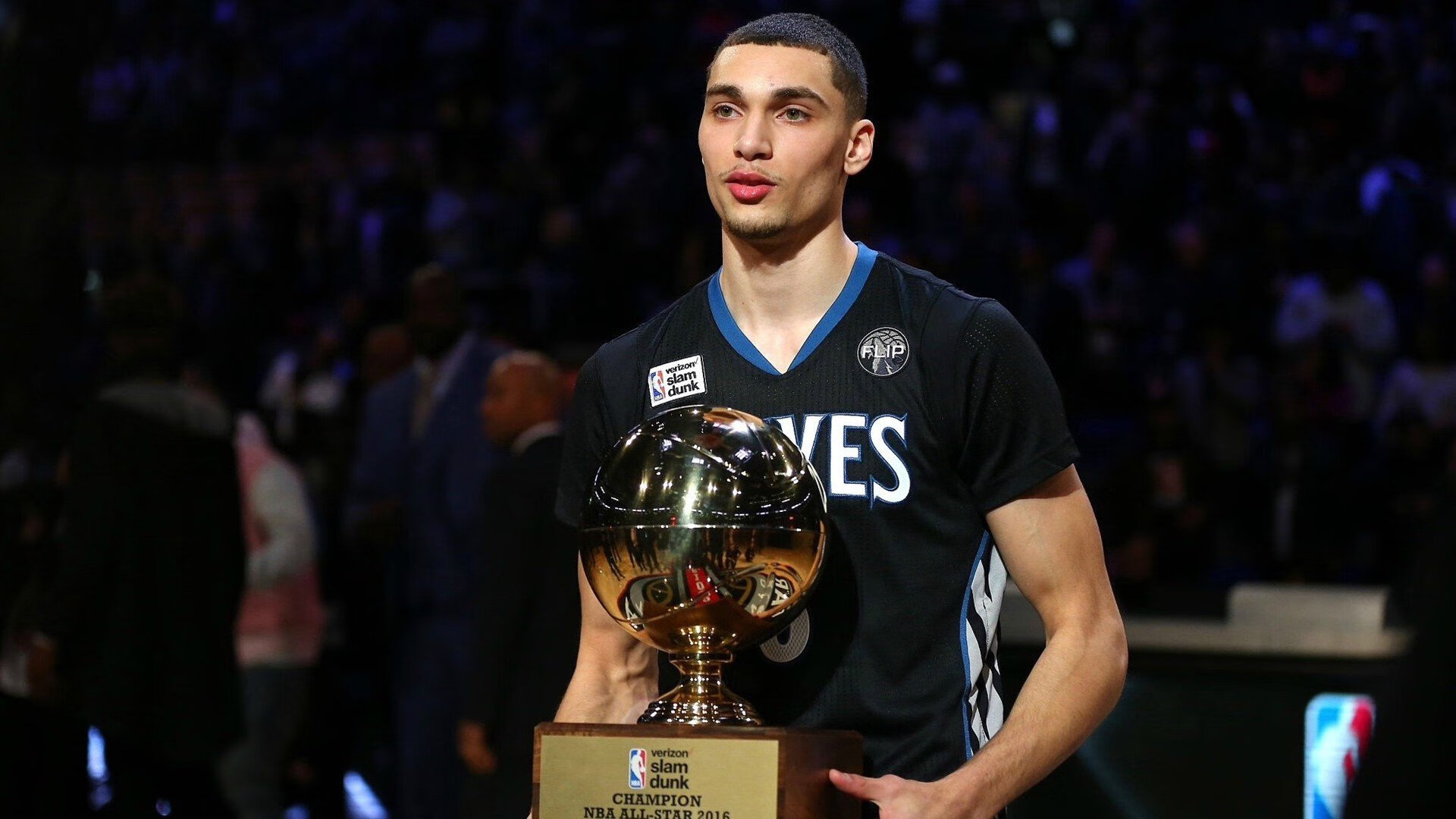 南美风暴席卷非洲大陆,苏亚雷斯爆发,加拿大掀翻安哥拉背后的篮球全球化新叙事