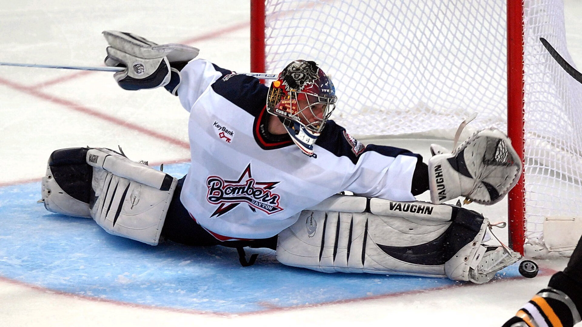 费城狂飙!西亚卡姆全能风暴引领76人正面击溃篮网