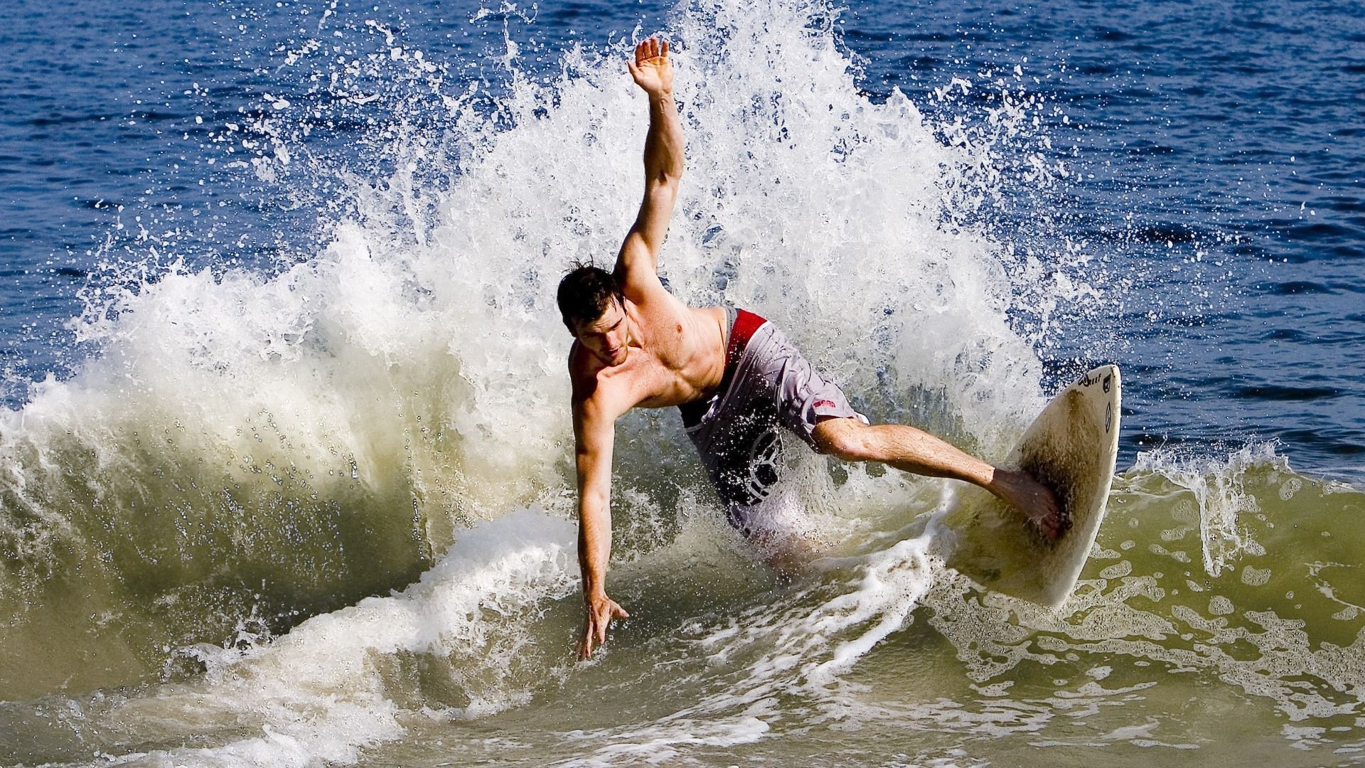 当太阳陨落尼克斯之夜，英格拉姆西决生死战的永恒接管